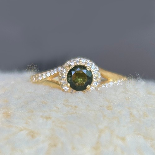 Natural round moldavite - round,